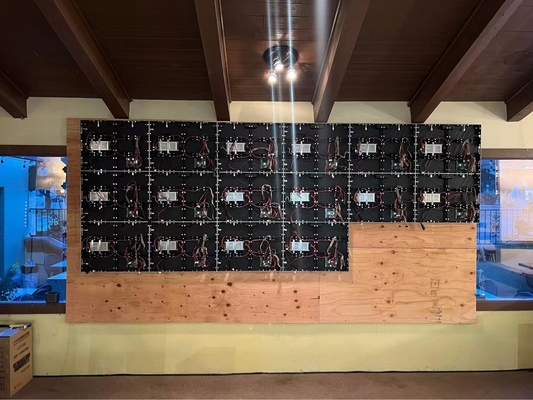 2شاشة LED ثابتة طولها 0.5 ملم للاستخدام الداخلي - معدل تحديث 7680 هرتز ، مثبتة على الجدار - مثالية للكنيسة والتجزئة والعبادة ومساحات الطعام