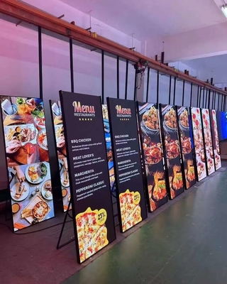 P2.5mm 640x1920mm IPoster LED Indoor Panel - مظهر رقيق وخفيف الوزن، خيارات التحكم متعددة الاستخدامات
