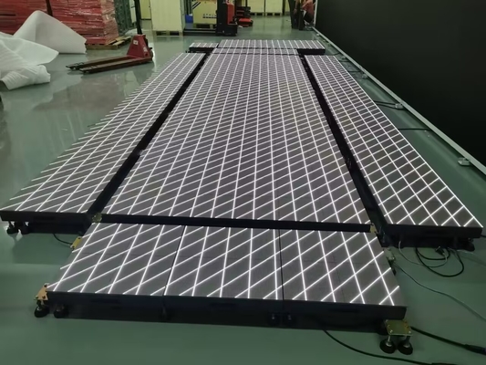 سلسلة DF LED أسطوانات الأرضية سعة شاشة غامرة 2.5mm-4.8mm مسافة بكسل 3840Hz معدل تحديث 44kg / m2 مثالية للداخل